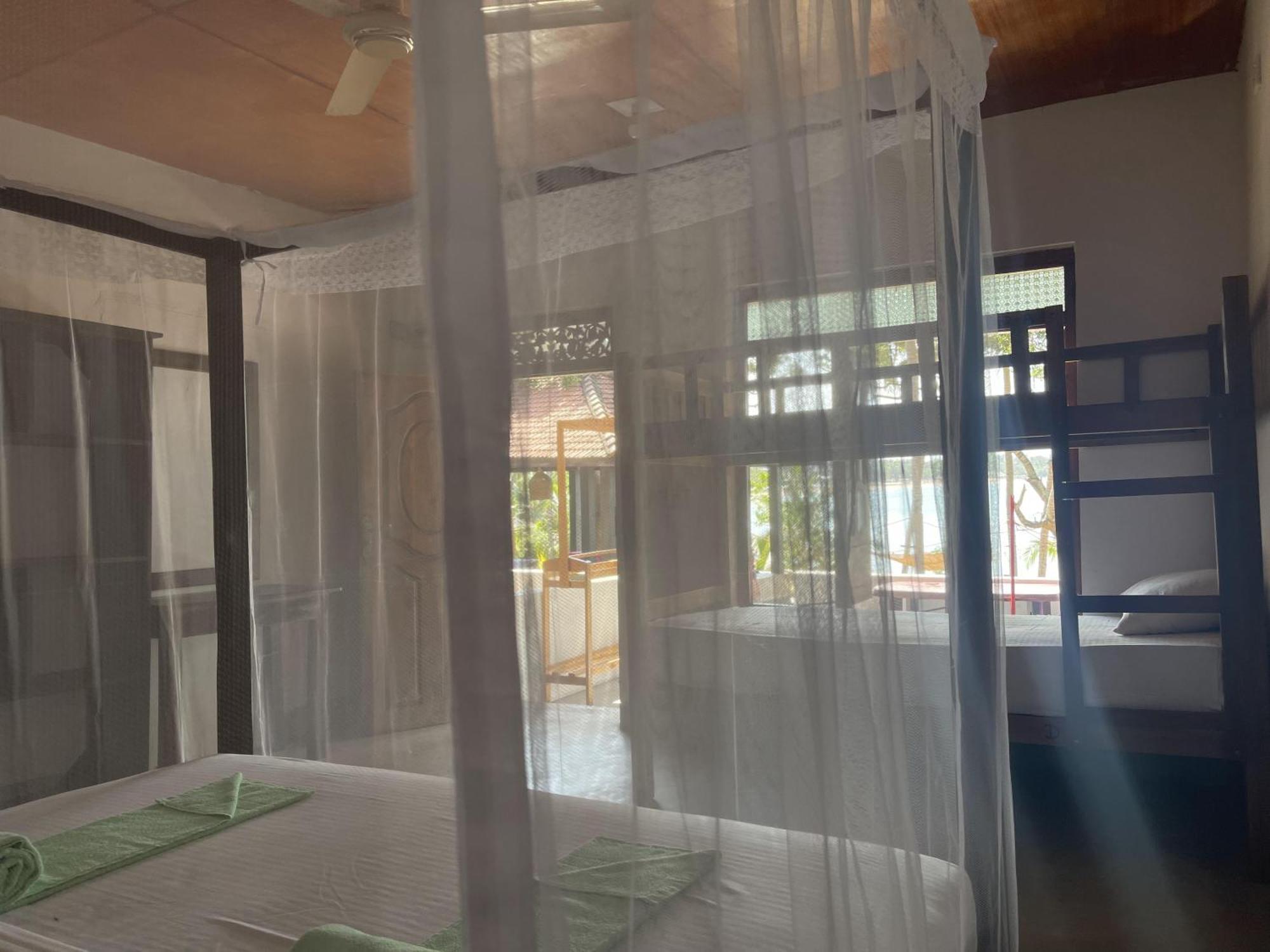 Coconut Hill Arugam Bay Hostel Exterior photo