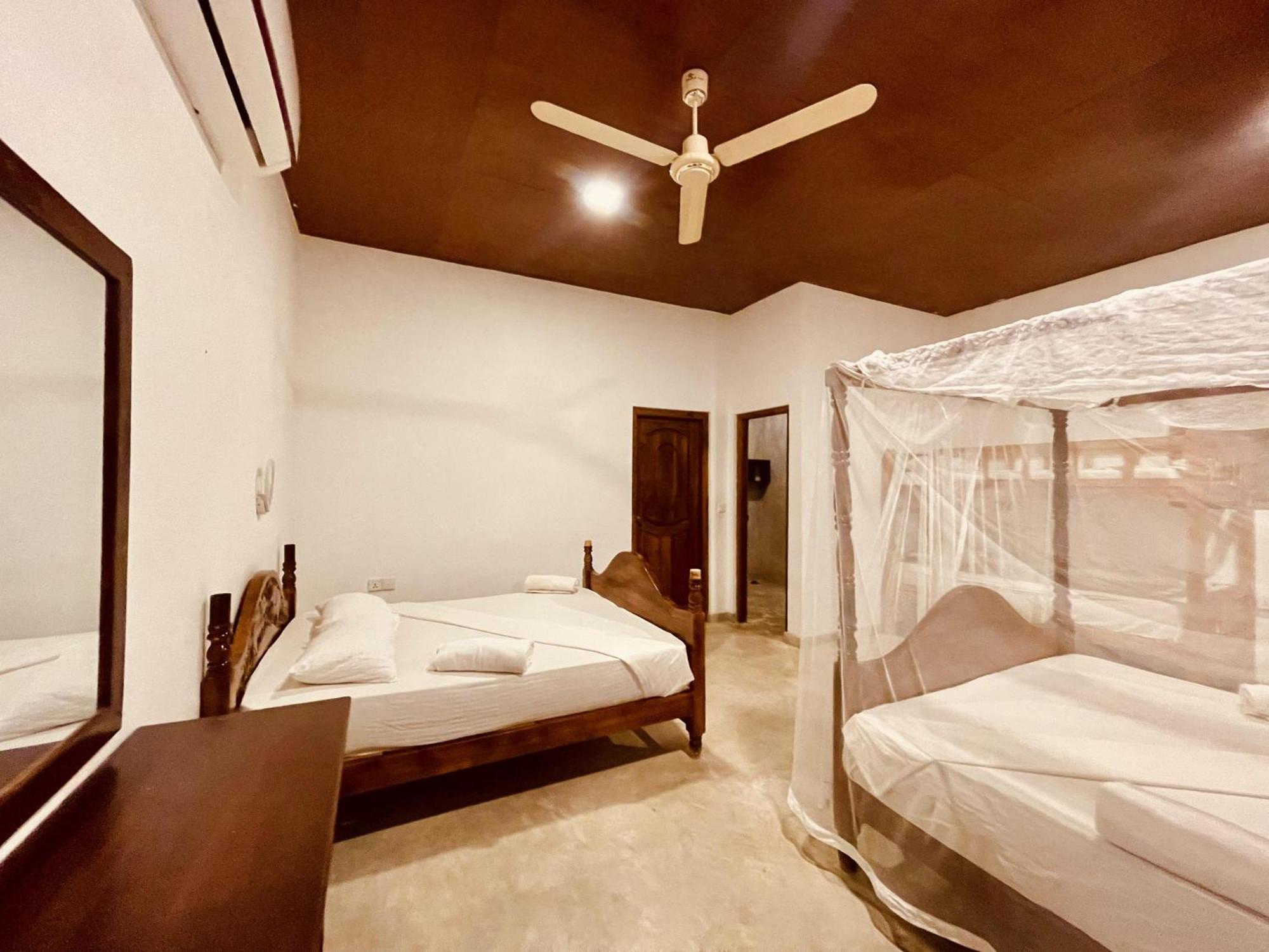 Coconut Hill Arugam Bay Hostel Exterior photo